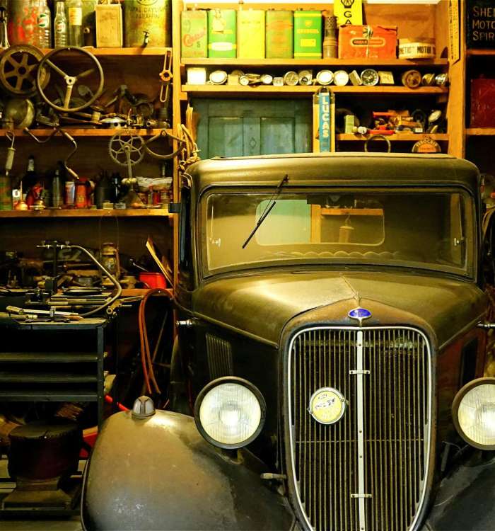 pexels mikebirdy 190537